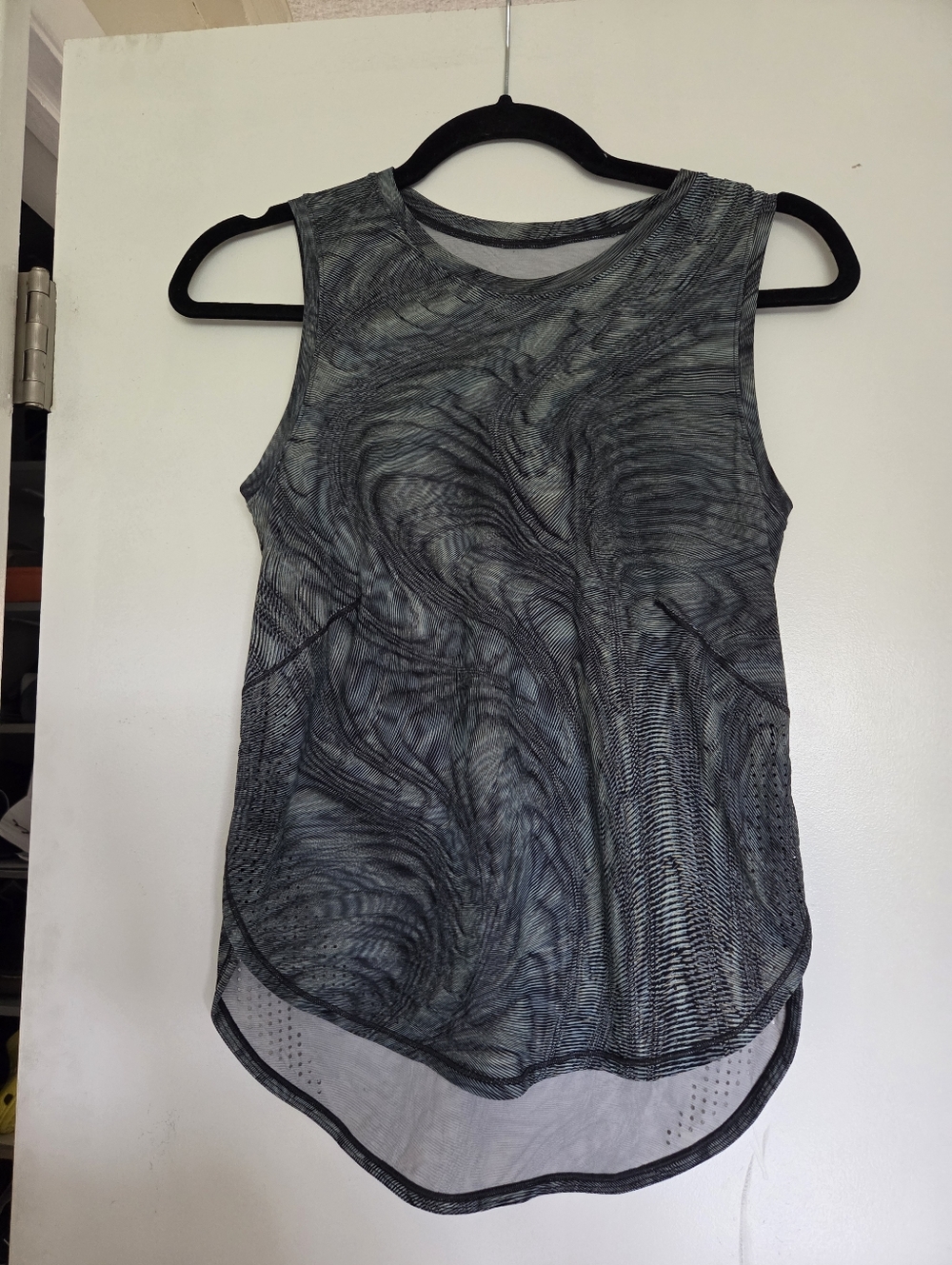 Lululemon High Neck Split Hem Run Tank
